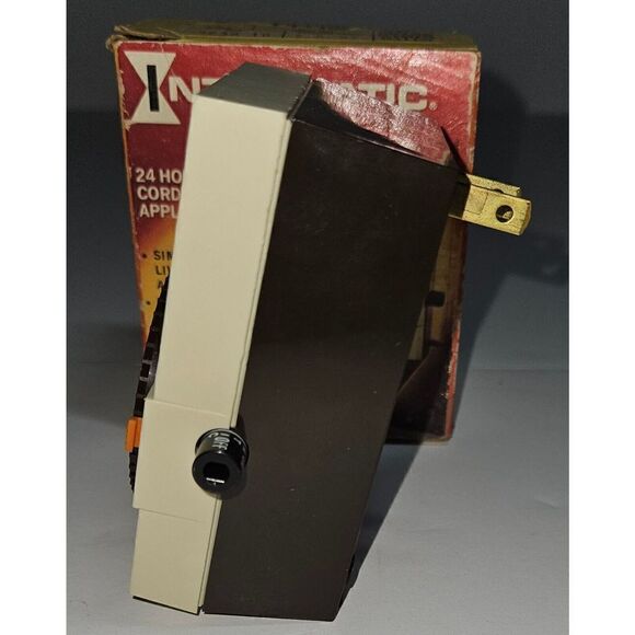 Vintage Intermatic Time-All Model D111 24 Hour Automatic Timer IN BOX FREE SHIP - Picture 3 of 5